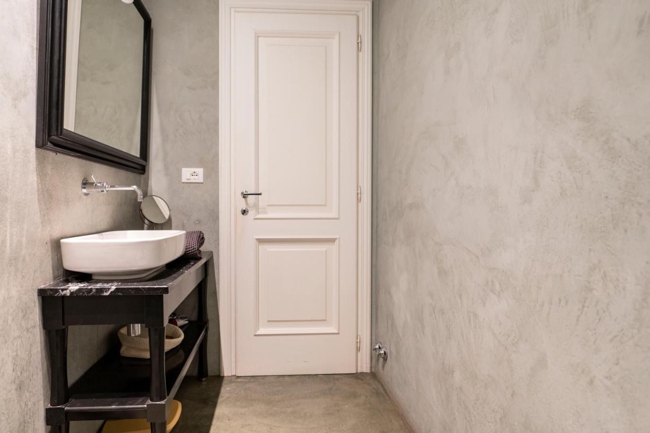 Boutique Apartment With Private Rooms And Garden Oasis Firenze Eksteriør billede
